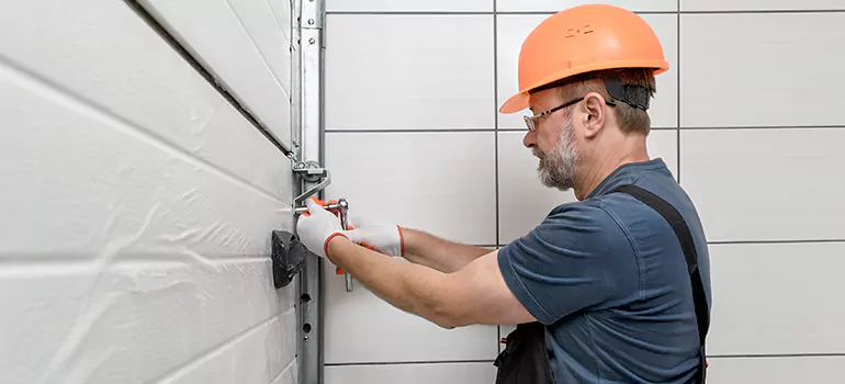 Garage Door Repair in Pine Hills